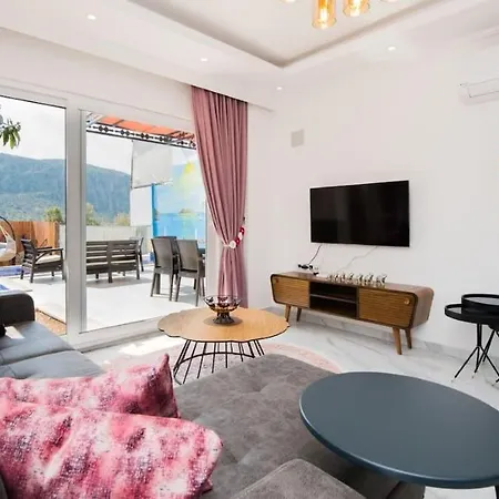 فندق Yagmur Damlasi / Kalkan 4*